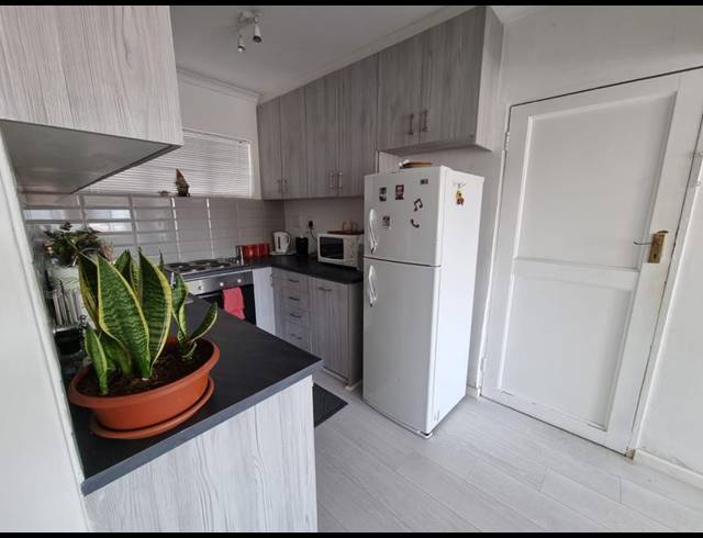 2 BEDROOM APARTMENT FOR SALE IN WOODSTOCK